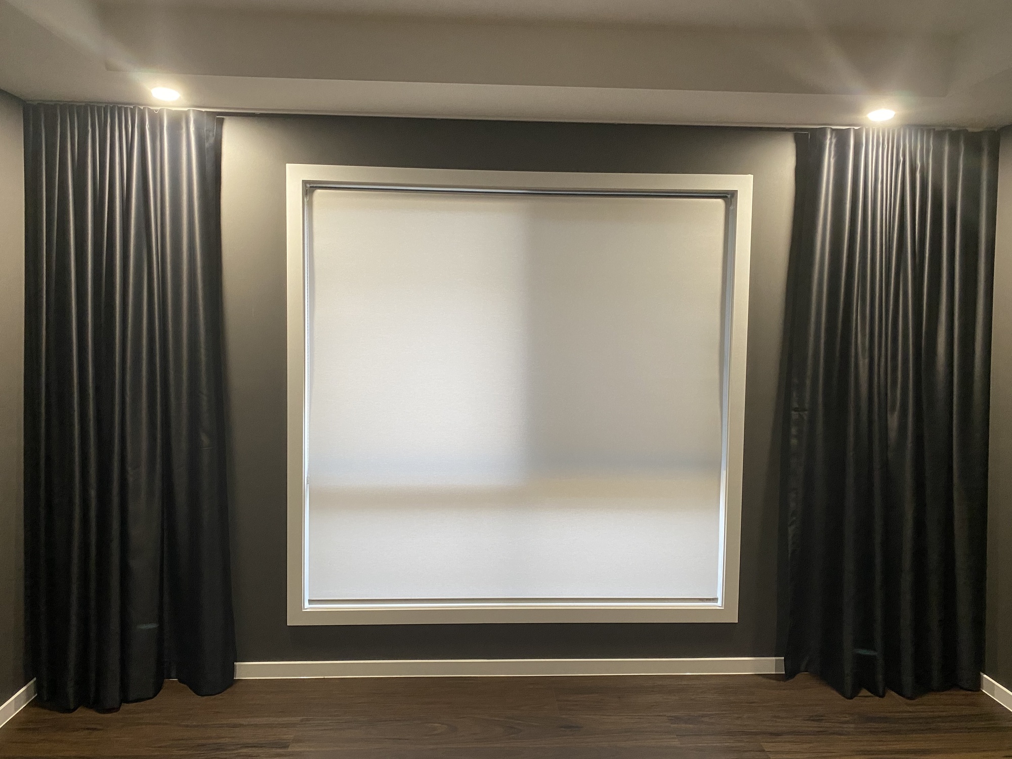 Block-out Surf Wave Curtains